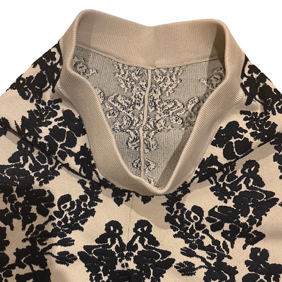 ✨ Boutique Flocked Damask Ponte Pants • Pull-On • 32” Inseam • MSRP $198 - Picture 4 of 7